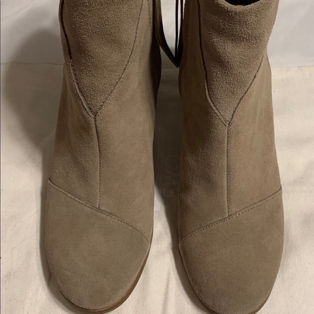 Tom’s Ankle Booties